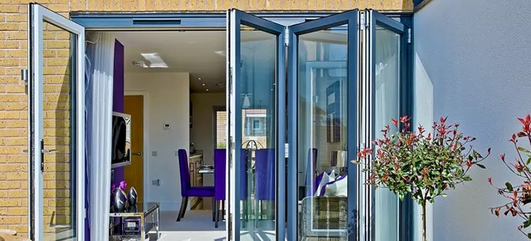 Bifold Door Repairs Near Me in Land O' Lakes, FL