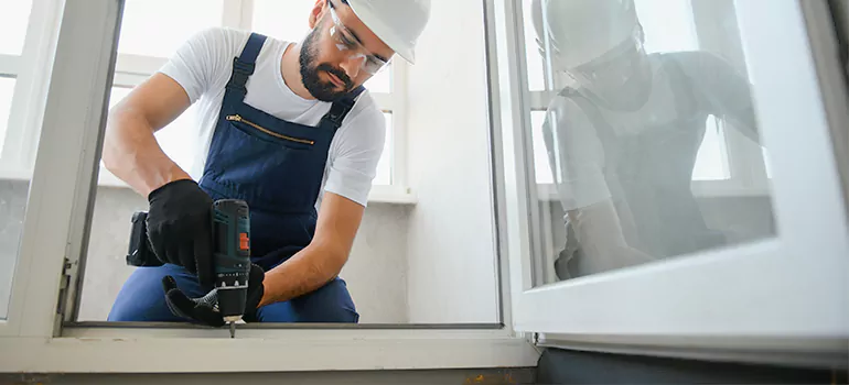 Replace Broken Window Pane in Land O' Lakes, FL