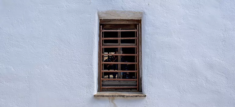 Residential Accordion Door Repair in Land O' Lakes, FL
