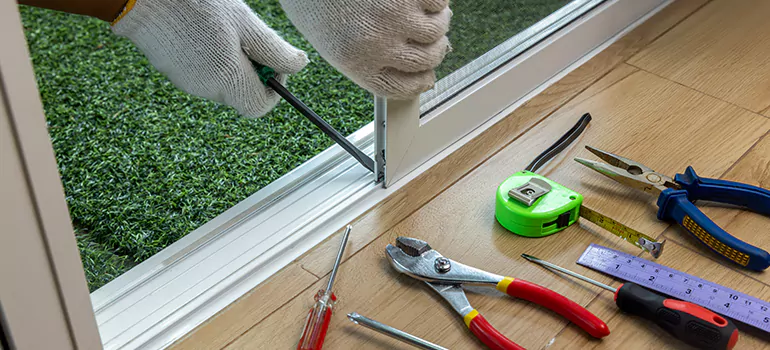 Window Hinge Repair in Land O' Lakes, FL